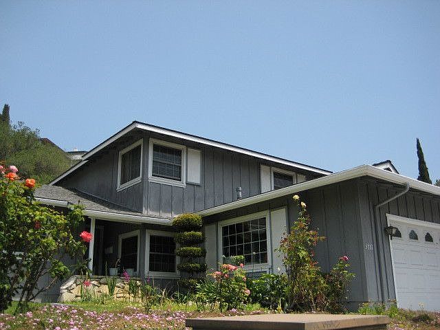 1st image of 3761 Primavera Ave