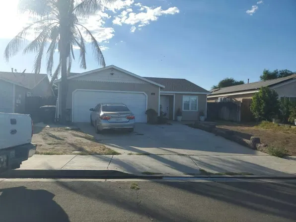 1276 Palisades St, Perris, CA 92570