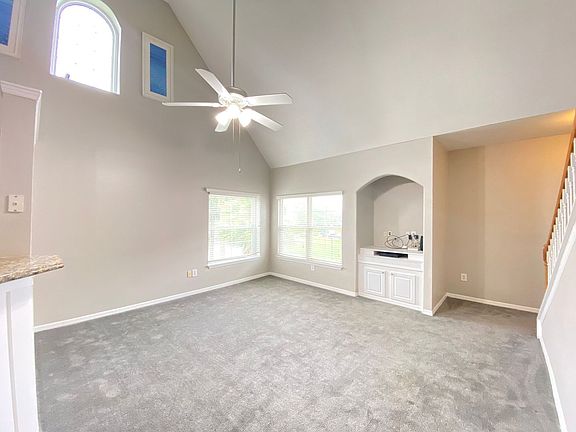 3rd image of 3001 Limbo Ln APT 204