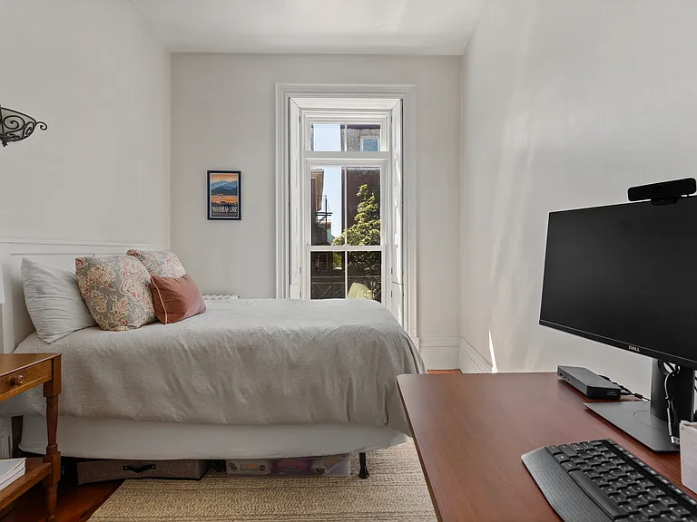 13 Harvard St #2 — Photo 13