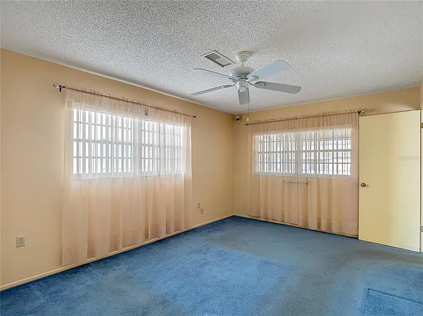 8613 Stonehedge Way, Hudson, FL 34667