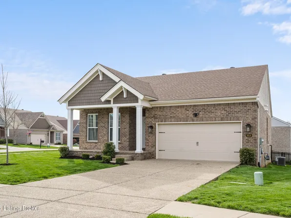 8816 Sanctuary Ln, Louisville, KY 40291