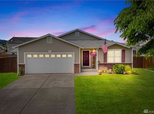 111 Mazza St NE, Orting, WA 98360