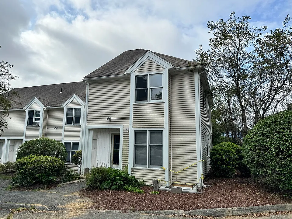 1 Salem Pl