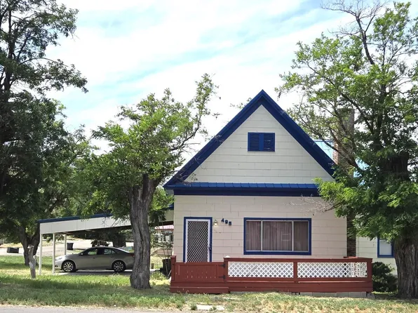 495 1st St E, Huntington, OR 97907