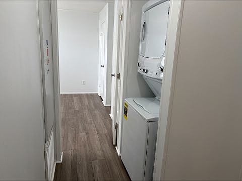 4th image of 6100 Madeira Ave #333