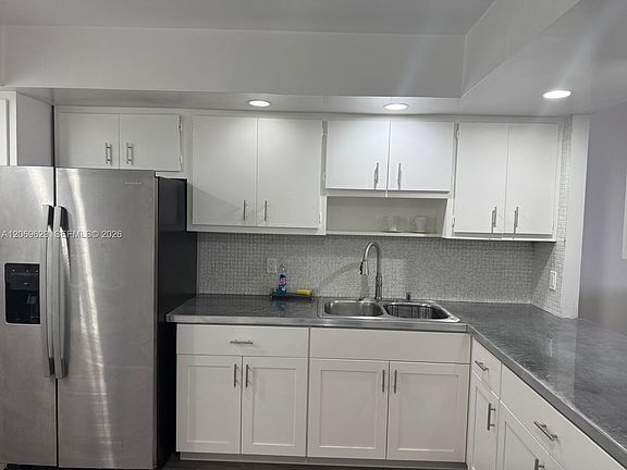 3rd image of 1351 NE Miami Gardens Dr APT 1113E