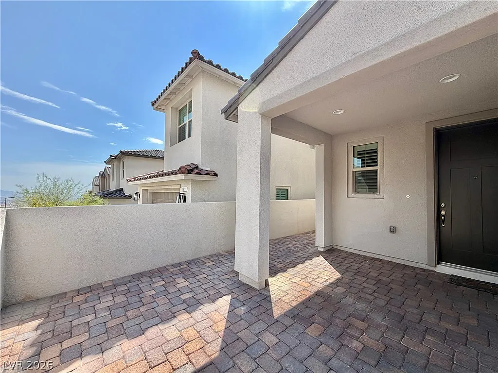 4 bed, 3.5 bath, 2532 sqft, $3,450 — Photo 4