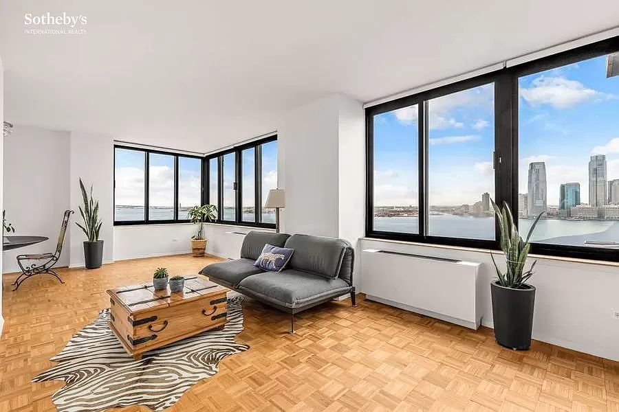 1st image of 99 Battery Pl APT 17D