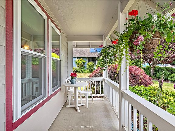 4th image of 158 Meridian Ct
