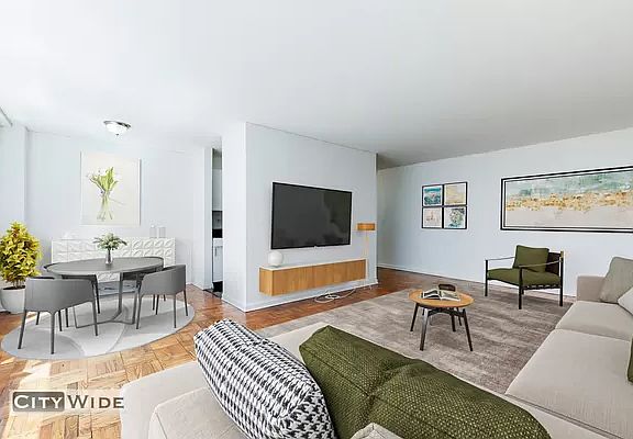 2nd image of 405 E 56th St #8T