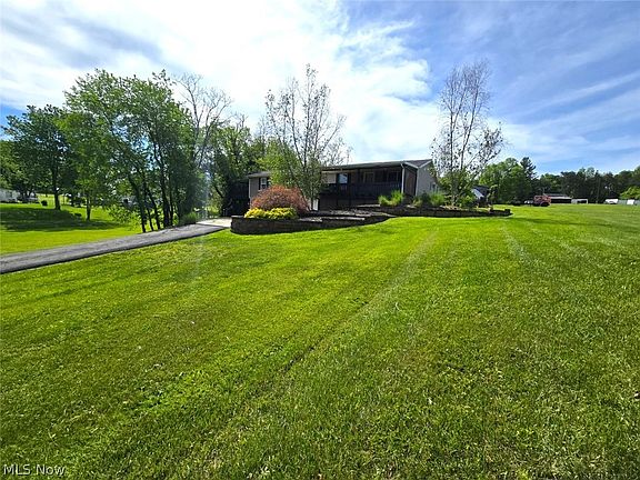 2nd image of 28365 Osborne Rd
