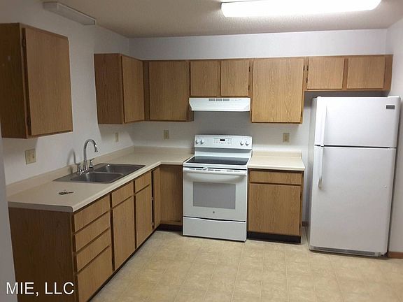 2nd image of 195 S Waterville Ave APT 301