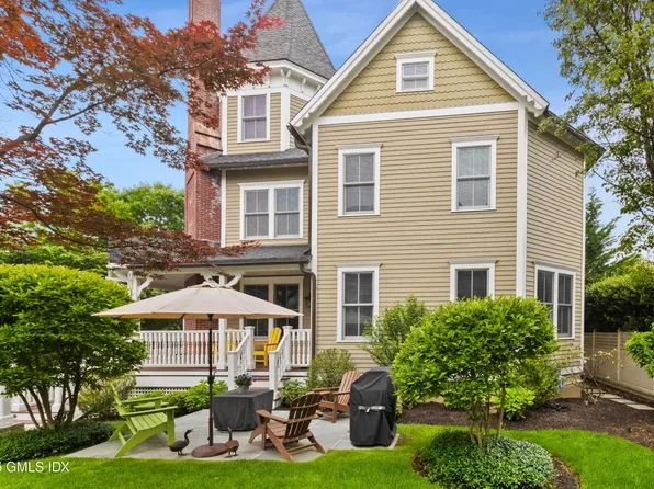 182 Milbank Ave #3, Greenwich, CT 06830