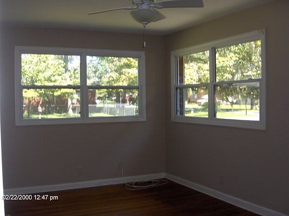 5th image of 600 Glynnwood St