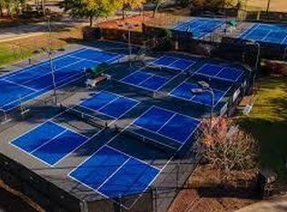 10545 Clubmont Ln, Raleigh, NC 27617