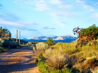 86 Headquarters Trl, Santa Fe, NM 87506