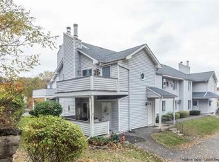 15 Tiger Maple Ln, Saugerties, NY 12477