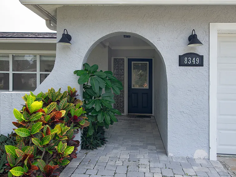 8349 Monarch Cir — Photo 3