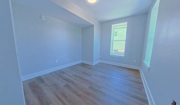 22 N King St #2B — Photo 5