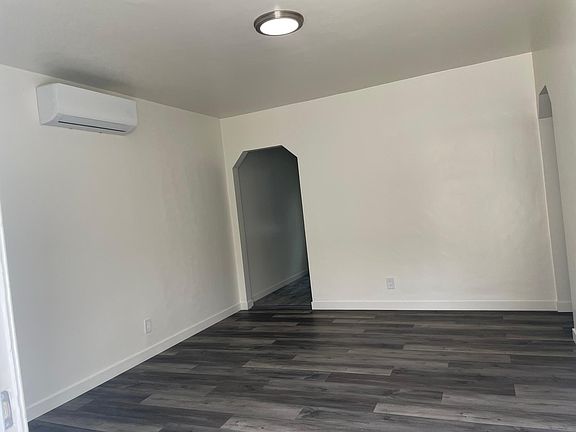 5th image of 344 W Alameda Ave #344