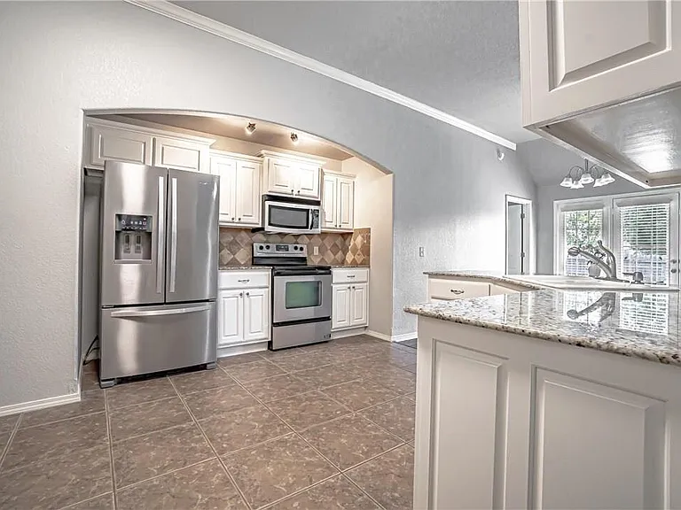 3101 SW Gumleaf Rd — Photo 4