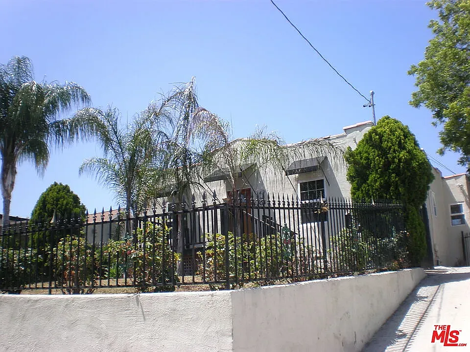 4203 Sunset Dr