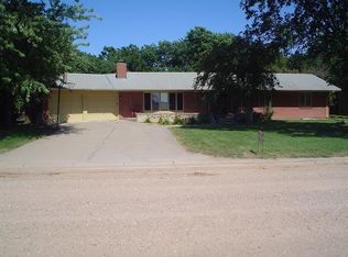 408 N Reno Ave, Haven, KS 67543
