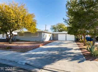 321 Revere Dr, Las Vegas, NV 89107