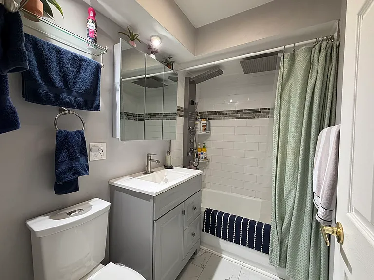167 E Palatine Rd #I — Photo 12