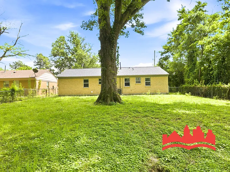 3230 Sweet Springs Dr — Photo 28