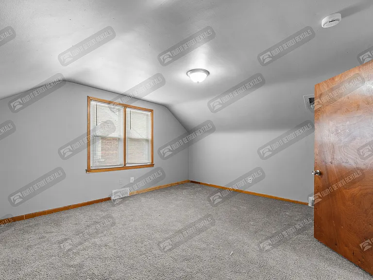 13917 Rossini Dr — Photo 15
