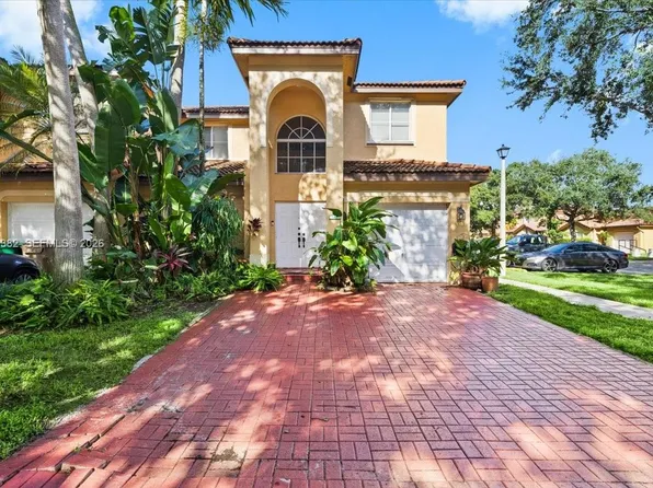 195 Sable Palm Way, Davie, FL 33325