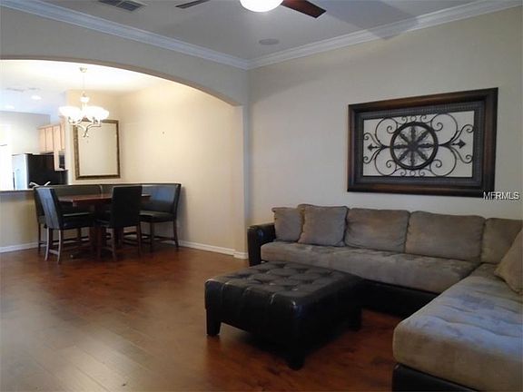 5th image of 1943 Sweet Birch Ln