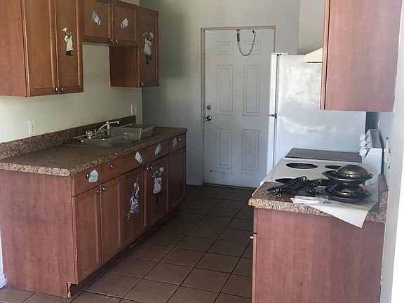 3rd image of 1013 4th Ave #1