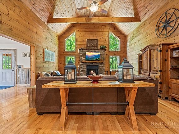 5th image of 407 Signature Ridge Road