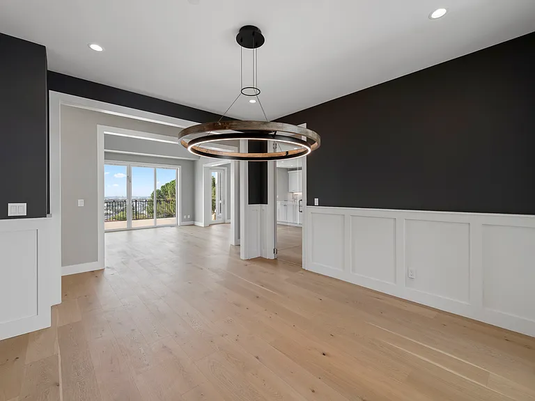 2661 Carol Dr — Photo 17