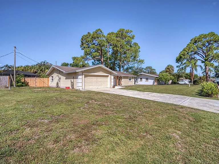 5738 Antilles Dr — Photo 3
