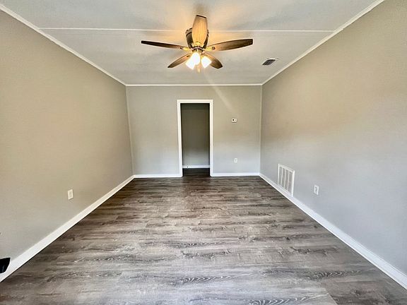 4th image of 6369 Lamar Dr