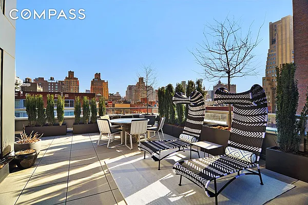 Rented by Compass | media 19