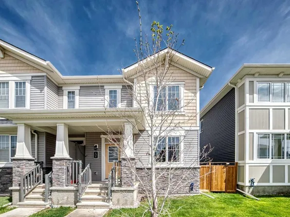 131 S Carringham Rd NW, Calgary, AB T3P 1V3