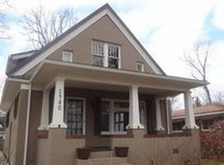 1480 Glenwood Ave, Sylvan Lake, MI 48320