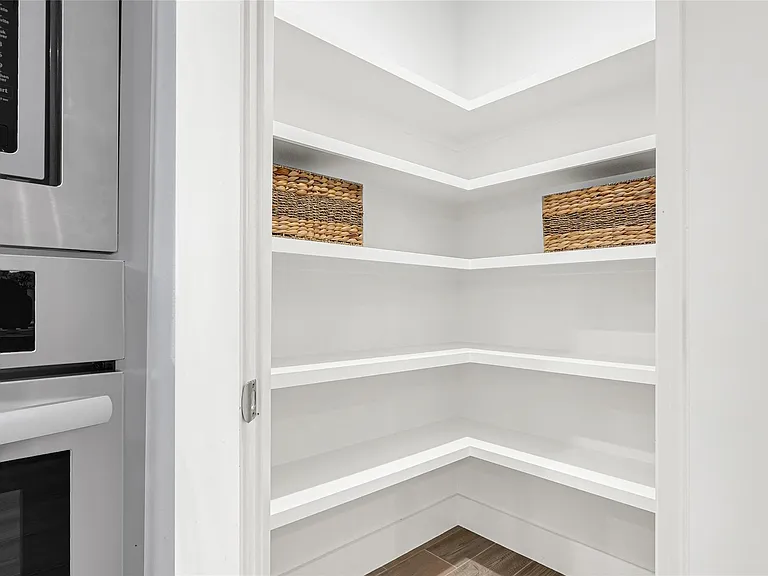 10021 Alfred Ln #A — Photo 15