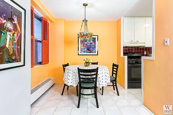 Sold by Wohlfarth & Associates Inc | media 3
