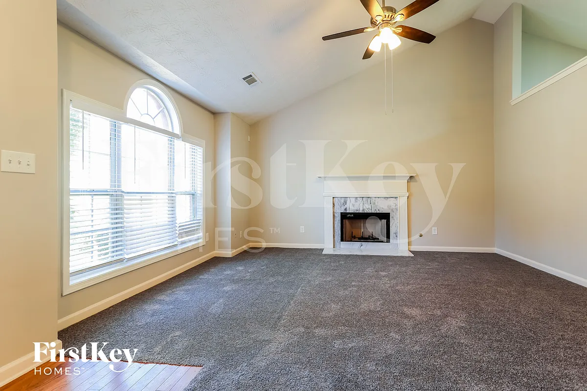 Building Photo - 1175 Grace Dr