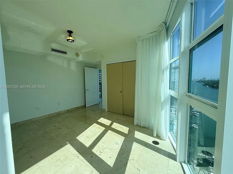 6000 Indian Creek Dr #17A — Photo 15