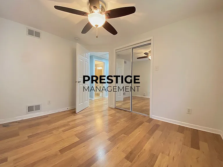 15239 W 91st St — Photo 11