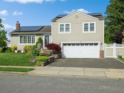 36 Cranberry Lane, Plainview, NY, 11803