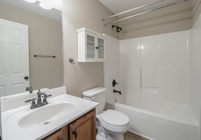 605 Anderson Dr — Photo 12