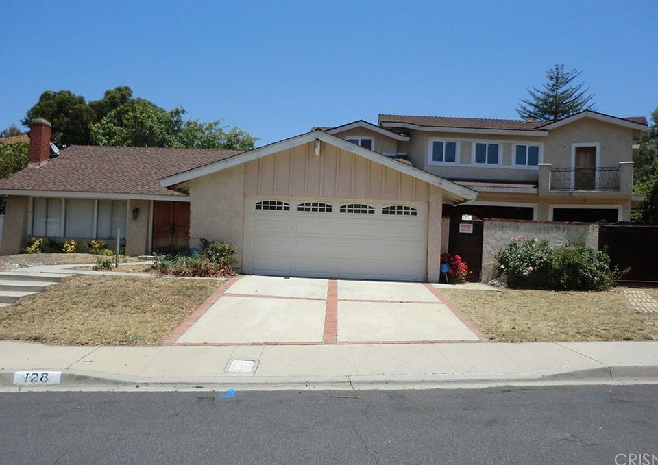 1st image of 128 Greenmeadow Ave